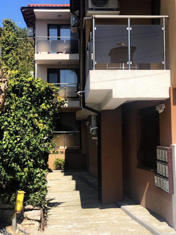 Varusha Apartment Wielkie Tyrnowo Zewnętrze zdjęcie